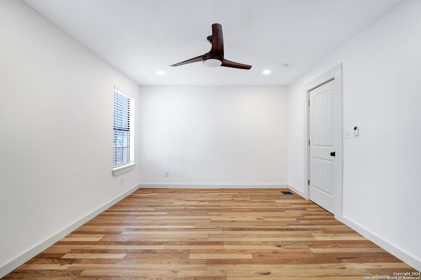1613 N Olive Street San Antonio TX 78208