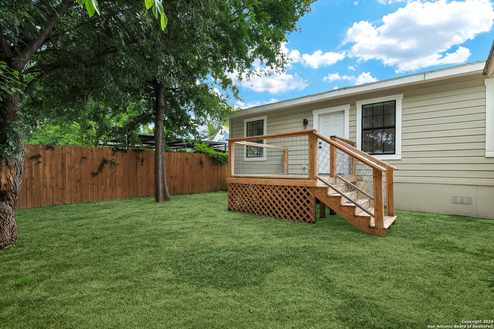 1613 N Olive Street San Antonio TX 78208