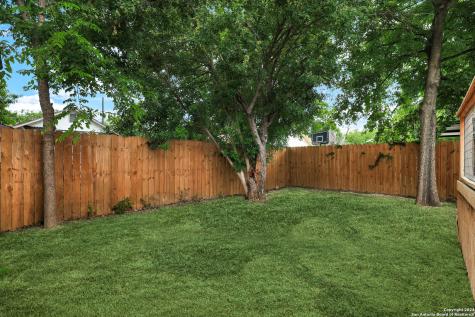1613 N Olive Street San Antonio TX 78208