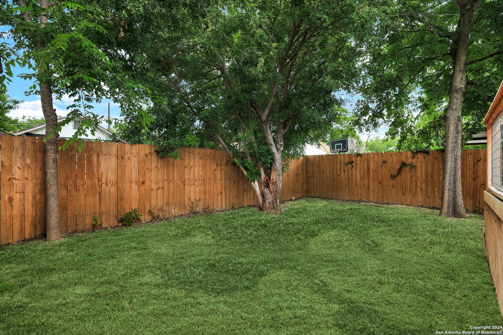 1613 N Olive Street San Antonio TX 78208