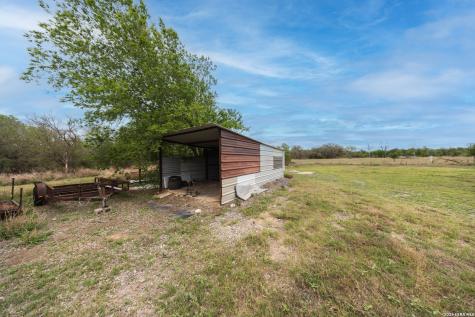 14090 Ted Williams Road Atascosa TX 78002