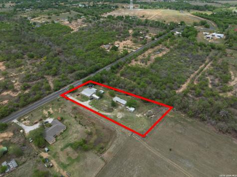 14090 Ted Williams Road Atascosa TX 78002