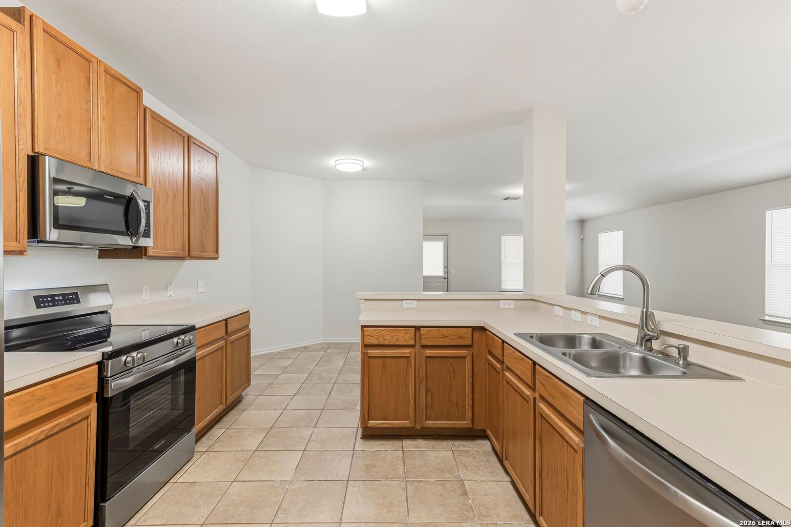 9402 Wolf Point San Antonio TX 78251