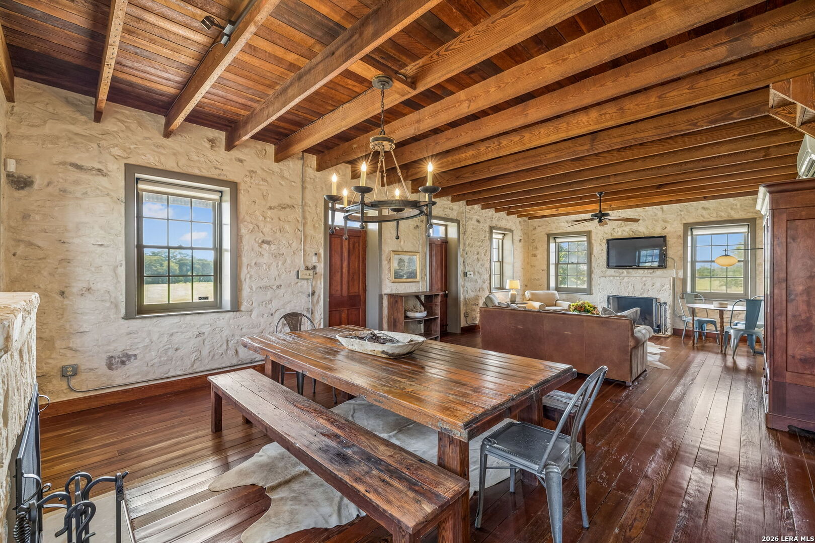 2007 County Road 271 Rio Medina TX 78066