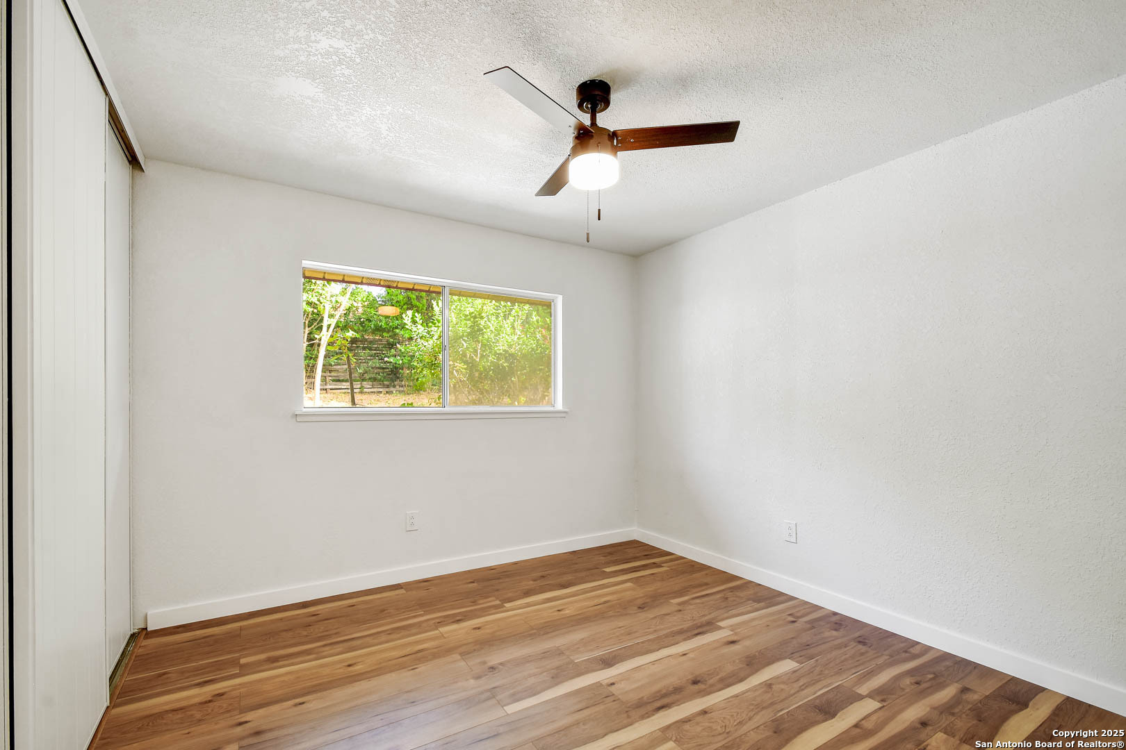 8021 Harper Valley Live Oak TX 78233