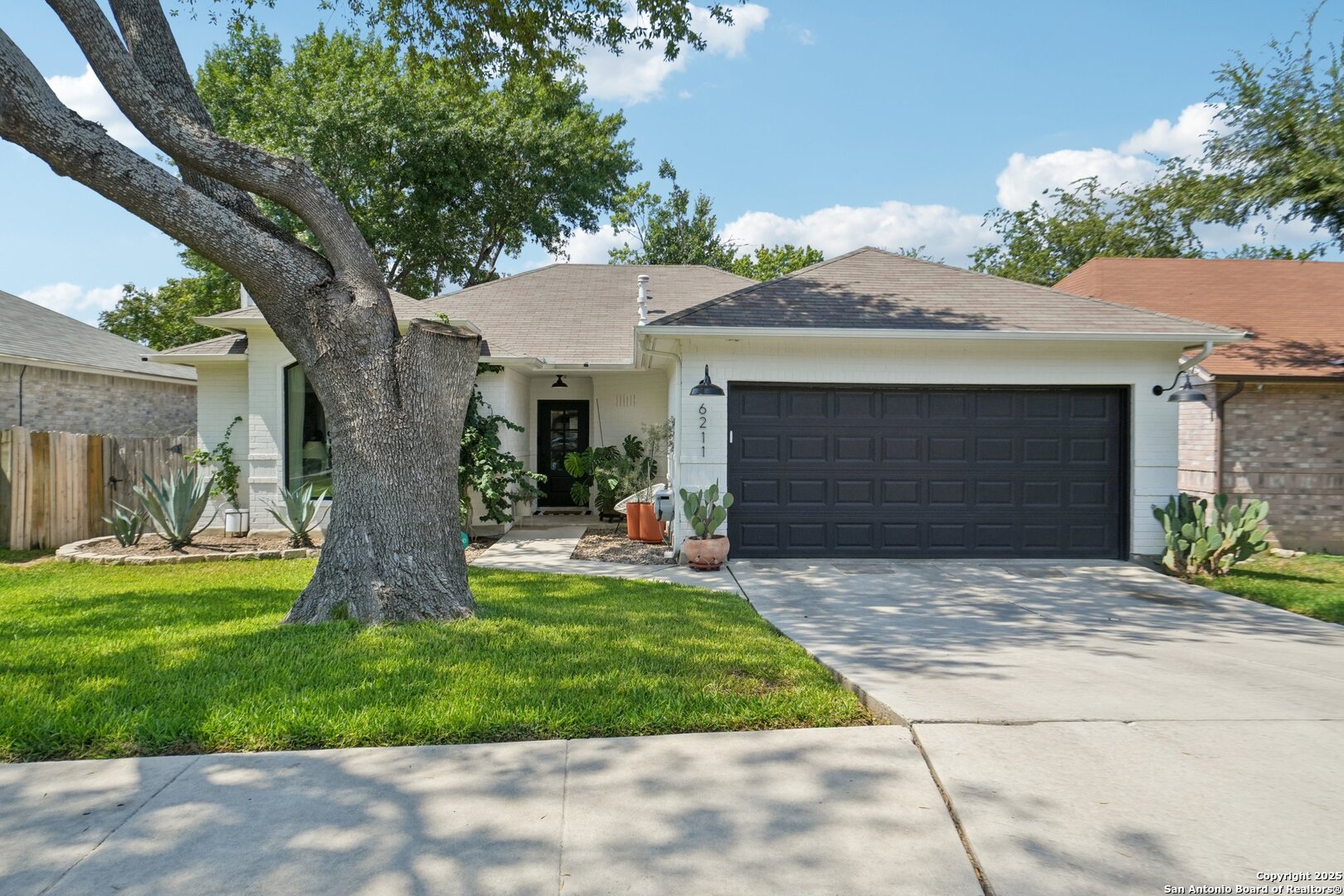 6211 John Chapman San Antonio TX 78240