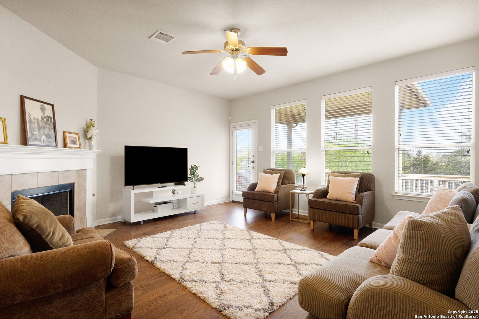 3642 Pinyon Pine San Antonio TX 78261