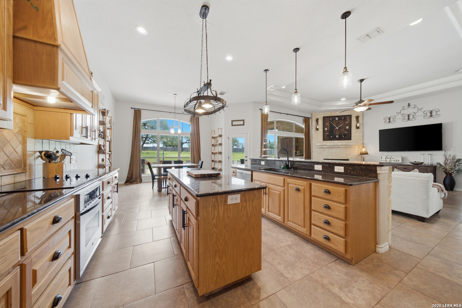 152 Circle Six Drive La Vernia TX 78121