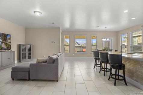 9407 Sundrop Valley San Antonio TX 78254
