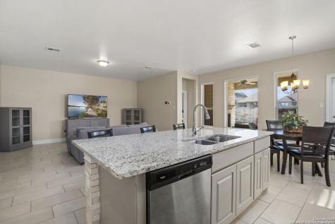 9407 Sundrop Valley San Antonio TX 78254