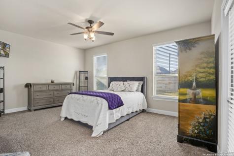 9407 Sundrop Valley San Antonio TX 78254