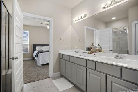 9407 Sundrop Valley San Antonio TX 78254