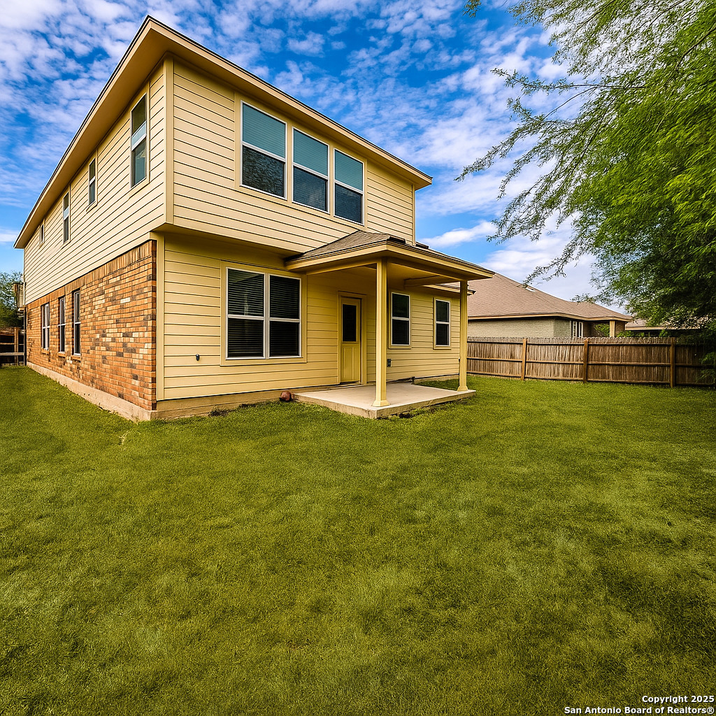 13515 Ashmont Live Oak TX 78233