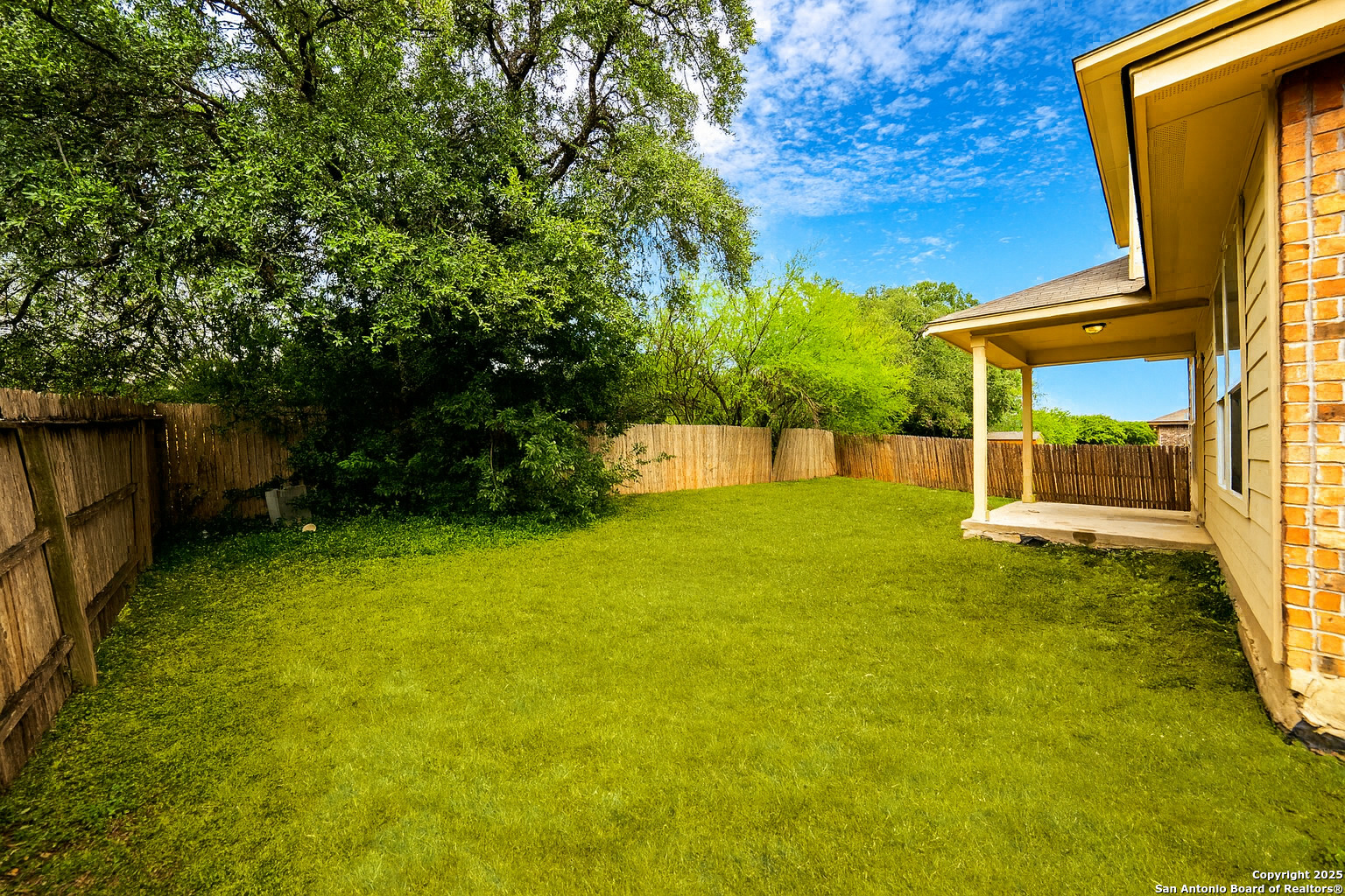 13515 Ashmont Live Oak TX 78233