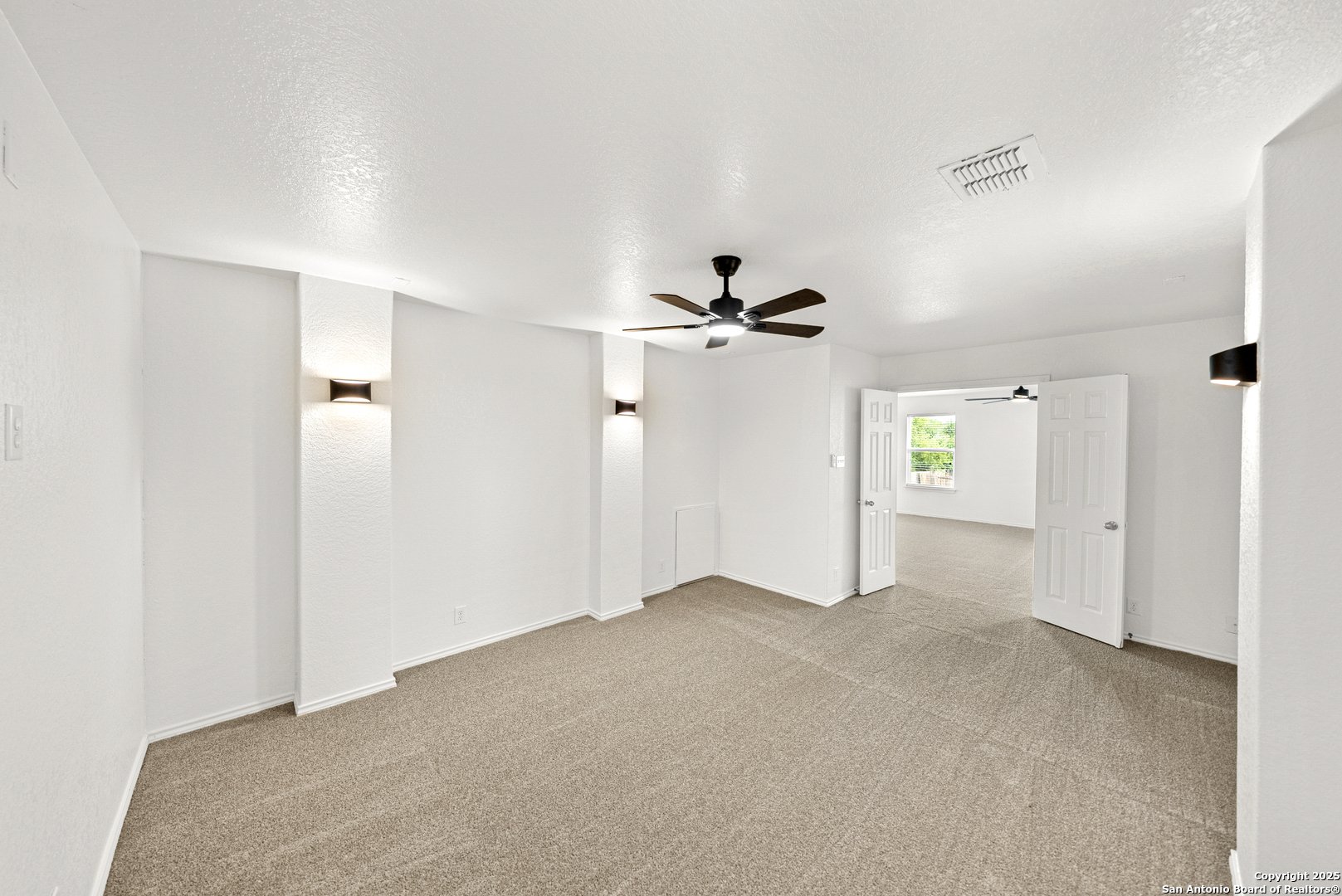13515 Ashmont Live Oak TX 78233