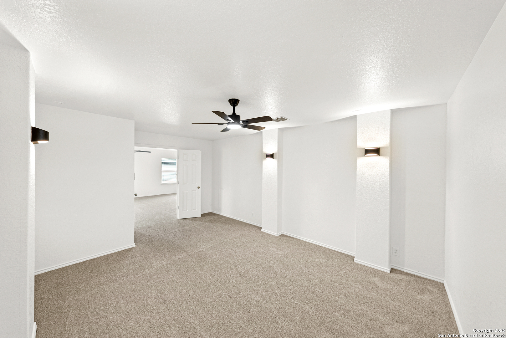 13515 Ashmont Live Oak TX 78233