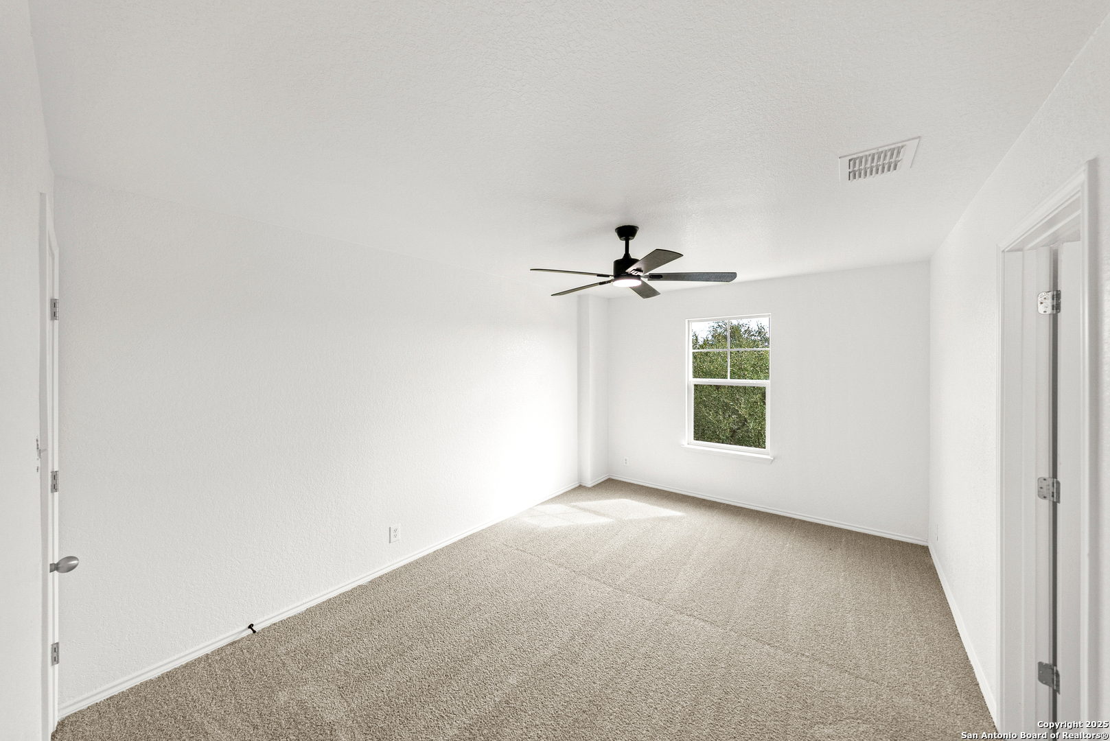 13515 Ashmont Live Oak TX 78233