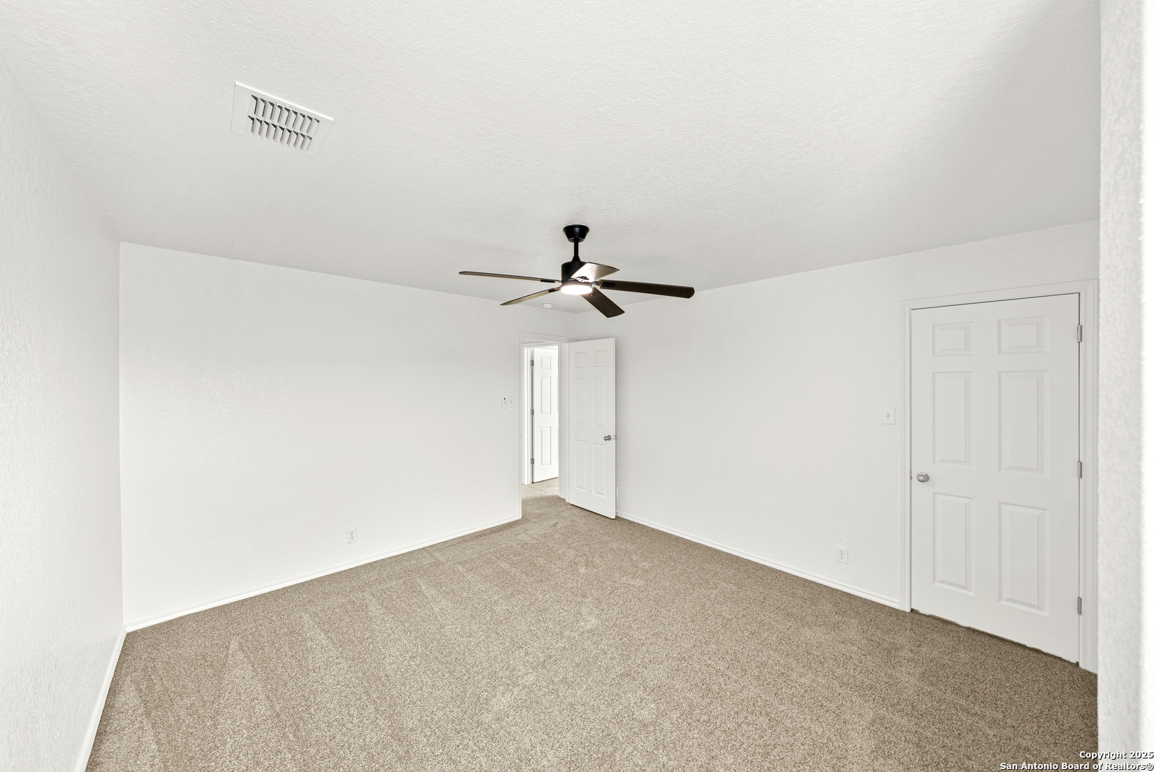 13515 Ashmont Live Oak TX 78233