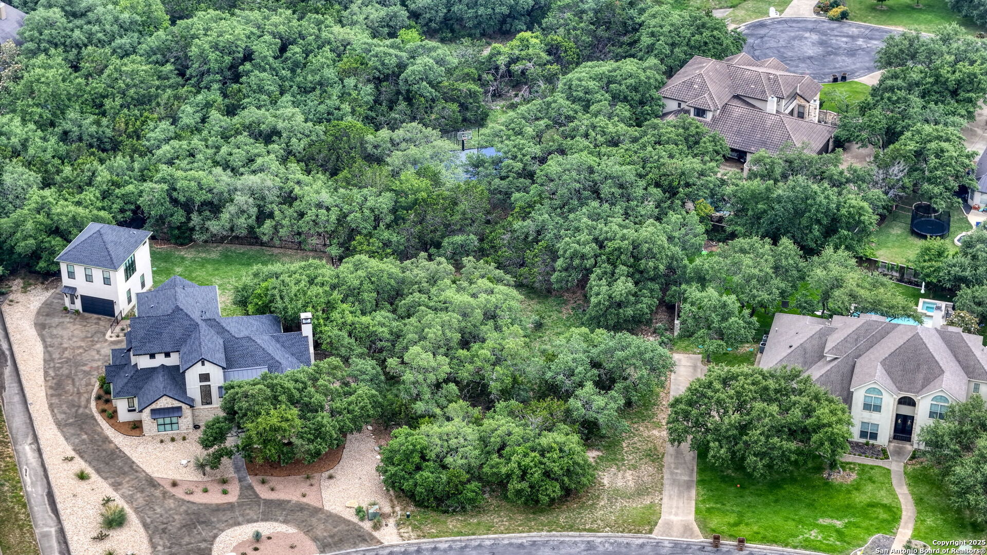 8040 Colonial Woods Boerne TX 78015