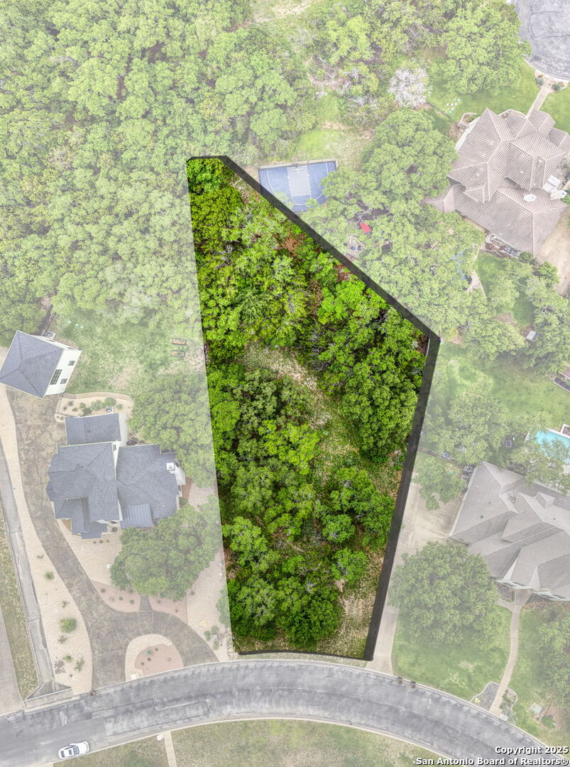 8040 Colonial Woods Boerne TX 78015