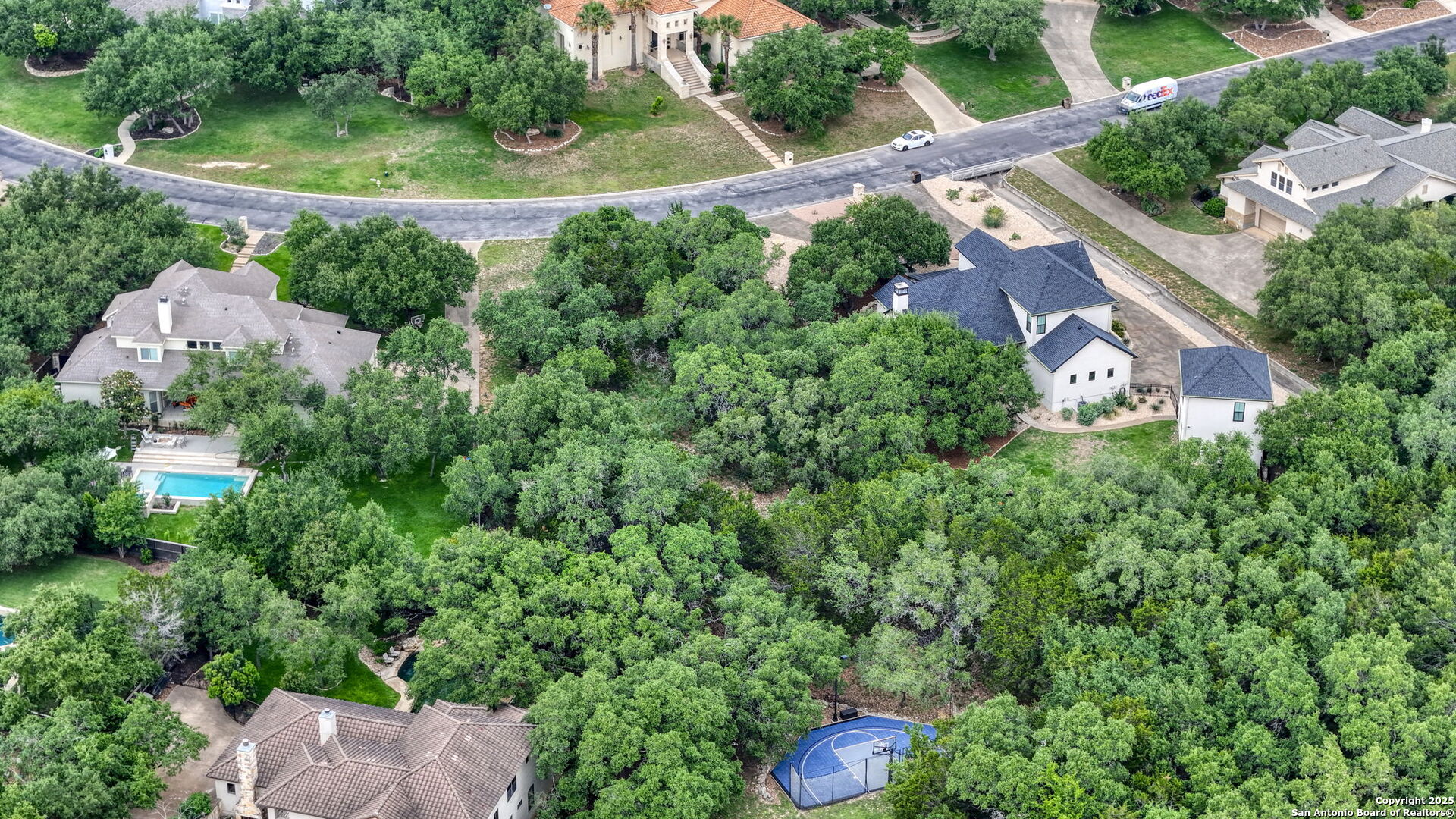 8040 Colonial Woods Boerne TX 78015