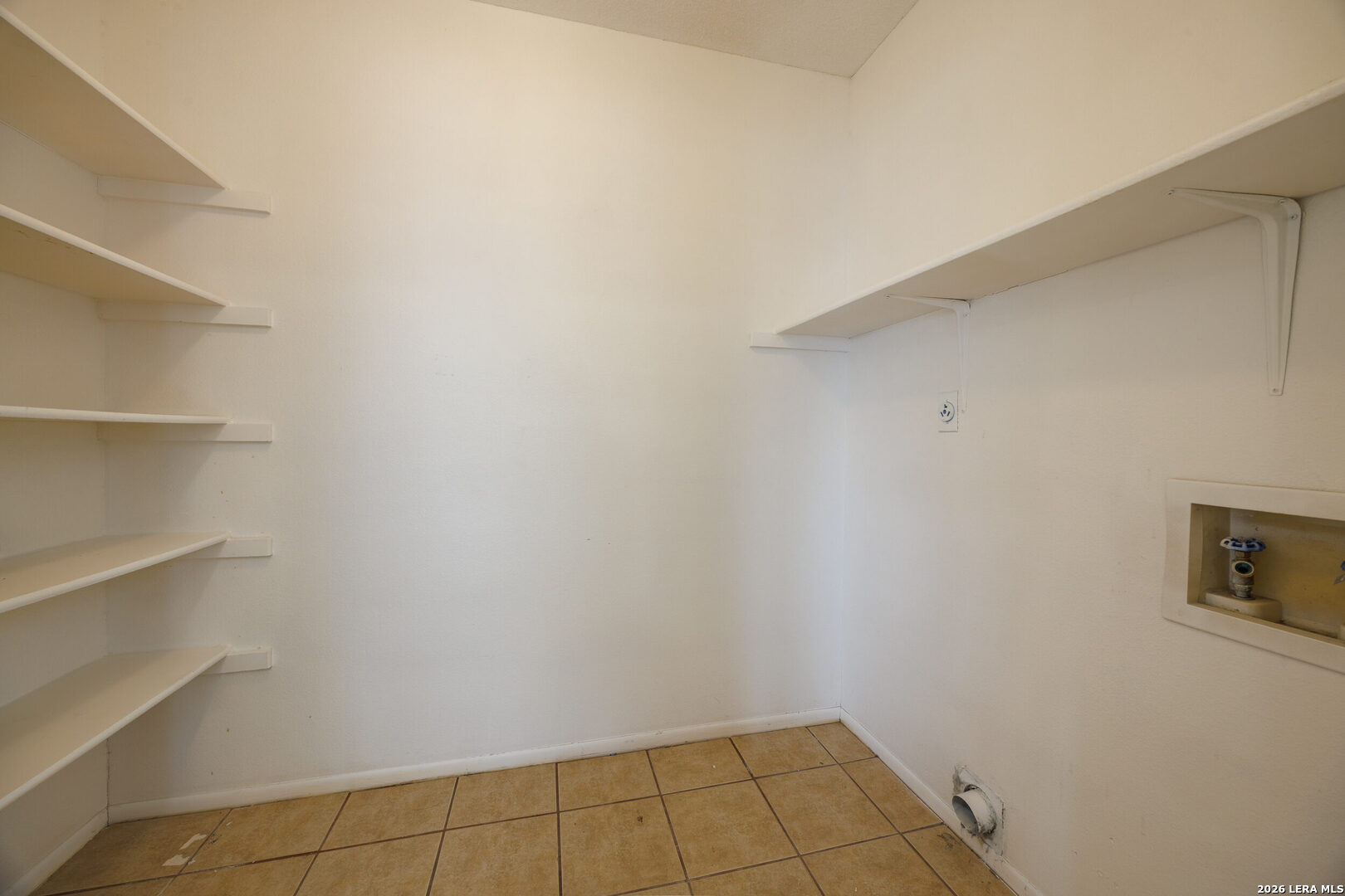 7812 Forest Dream Live Oak TX 78233