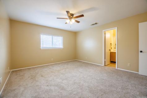 7812 Forest Dream Live Oak TX 78233