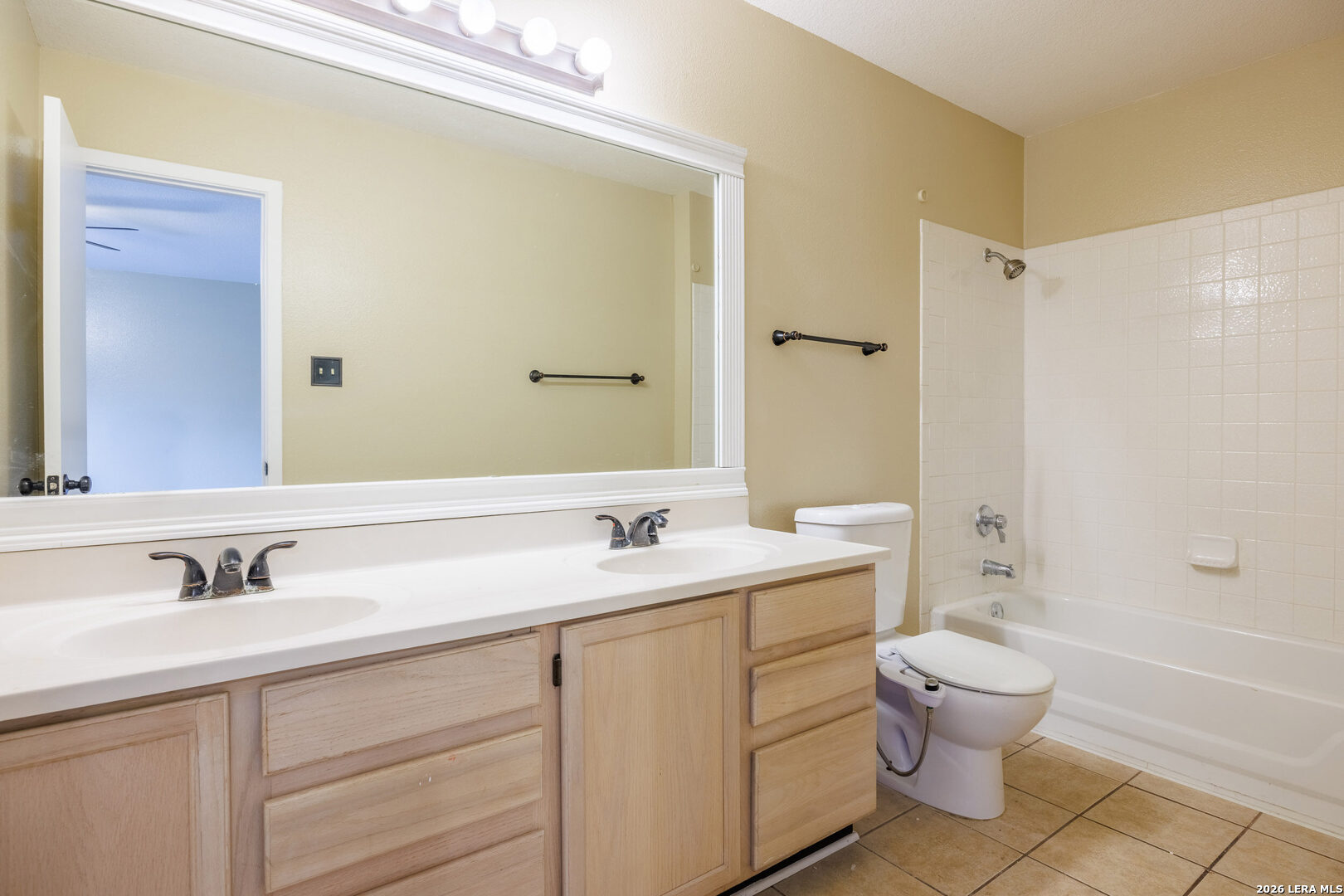 7812 Forest Dream Live Oak TX 78233