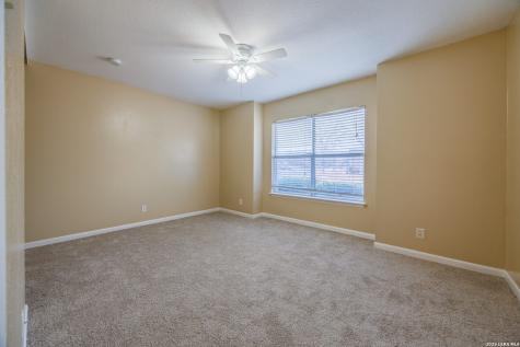 7812 Forest Dream Live Oak TX 78233