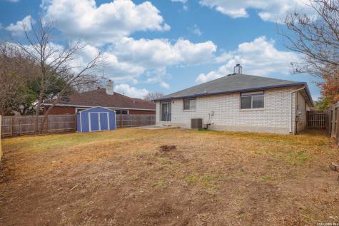 7812 Forest Dream Live Oak TX 78233