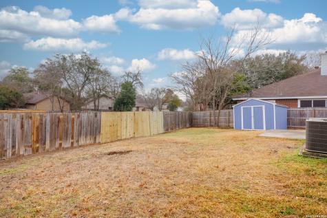 7812 Forest Dream Live Oak TX 78233
