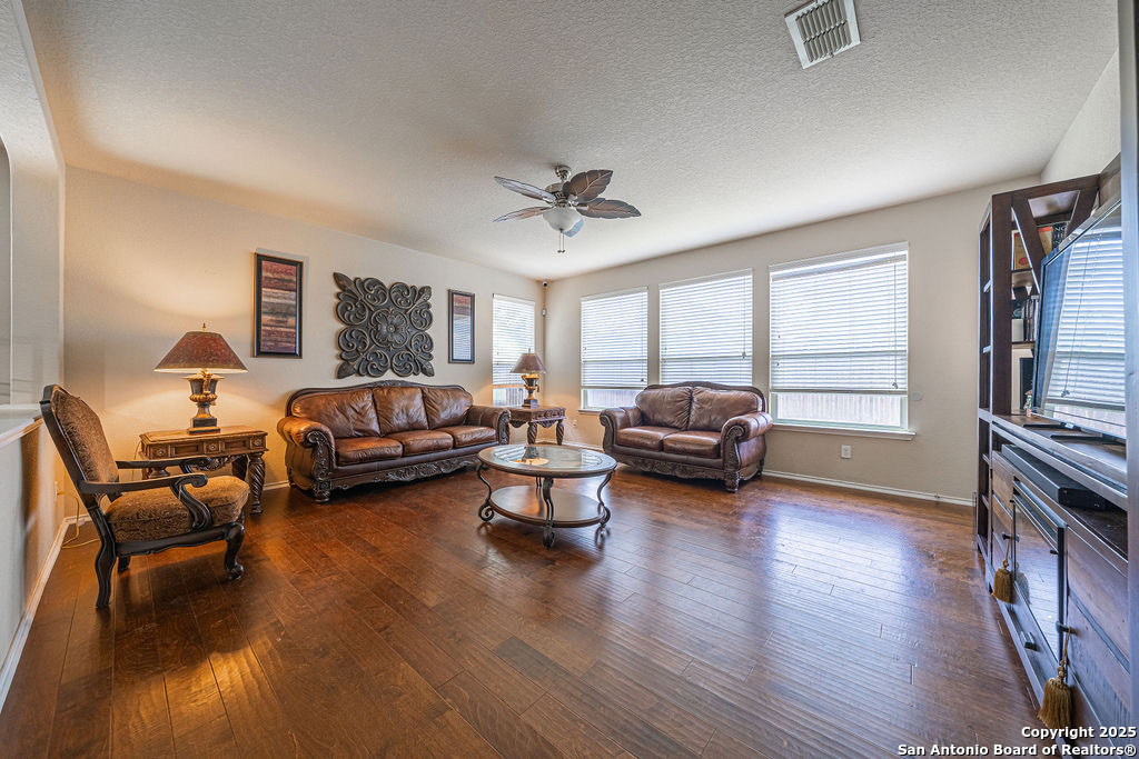 5902 Akin Place San Antonio TX 78261