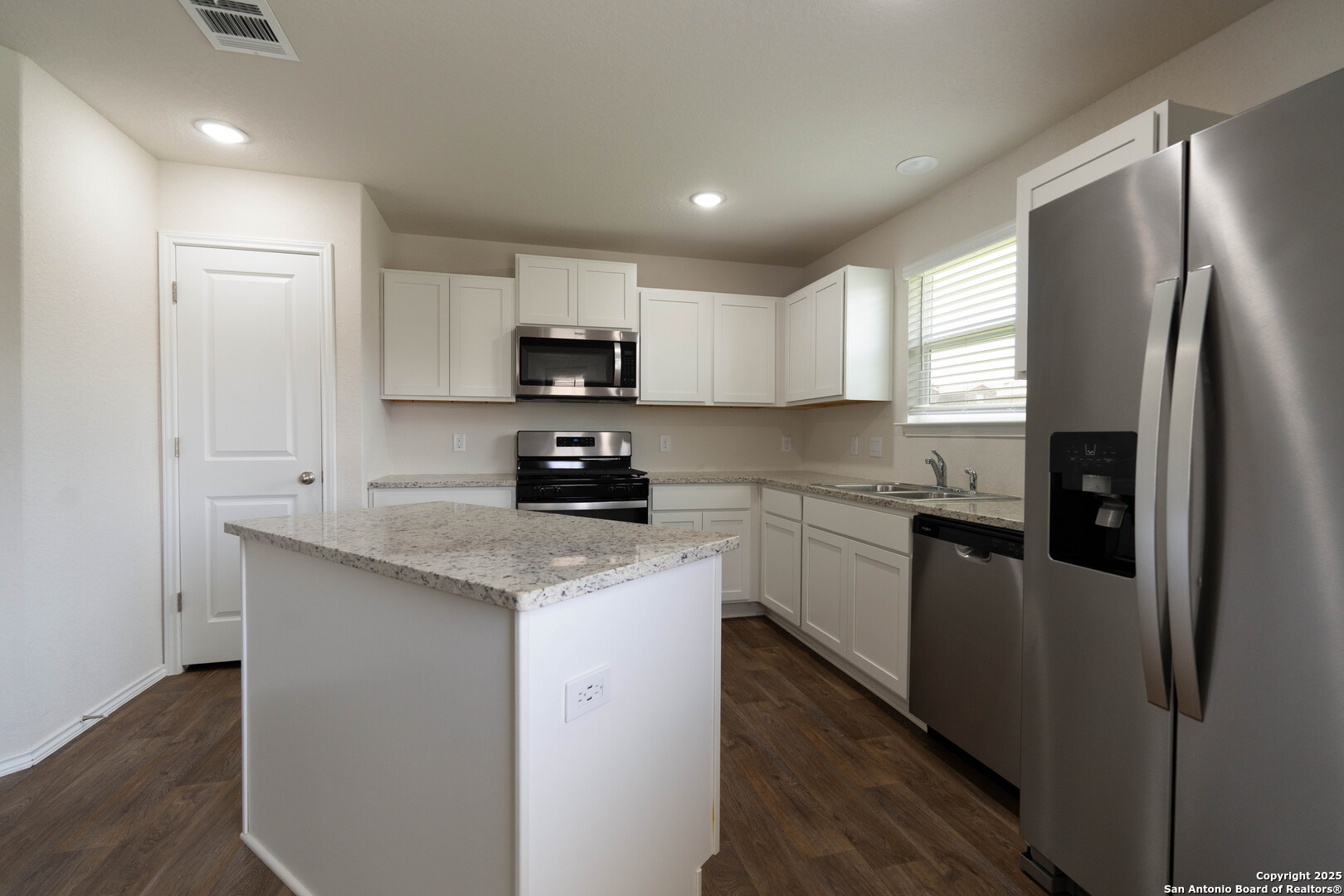 6806 Rondo Measure San Antonio TX 78252