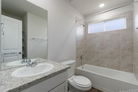 6806 Rondo Measure San Antonio TX 78252