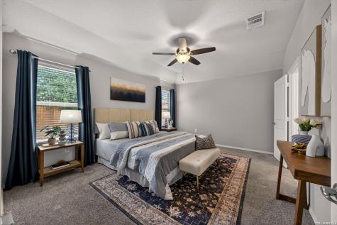 5811 Bridle Bend San Antonio TX 78218