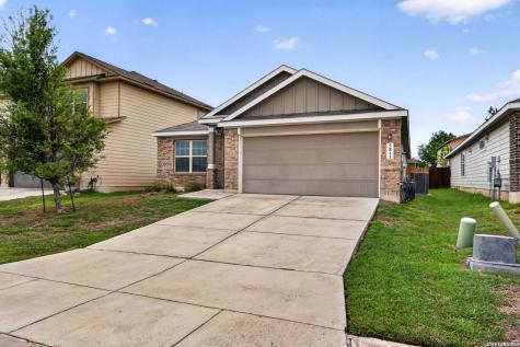 5811 Bridle Bend San Antonio TX 78218