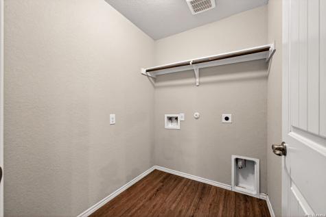5811 Bridle Bend San Antonio TX 78218