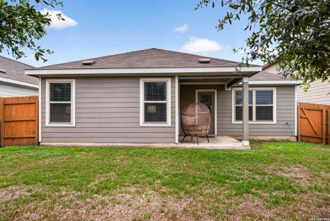 5811 Bridle Bend San Antonio TX 78218