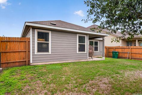 5811 Bridle Bend San Antonio TX 78218