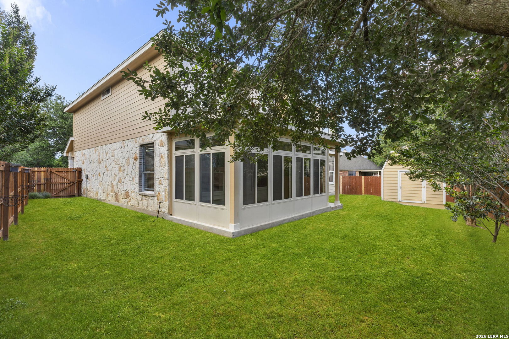 8942 Firebaugh Drive Helotes TX 78023