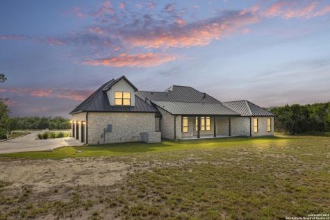 1687 Noble Trail Canyon Lake TX 78133
