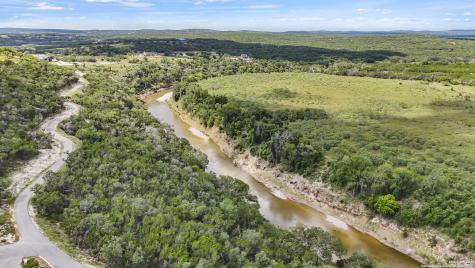 1687 Noble Trail Canyon Lake TX 78133