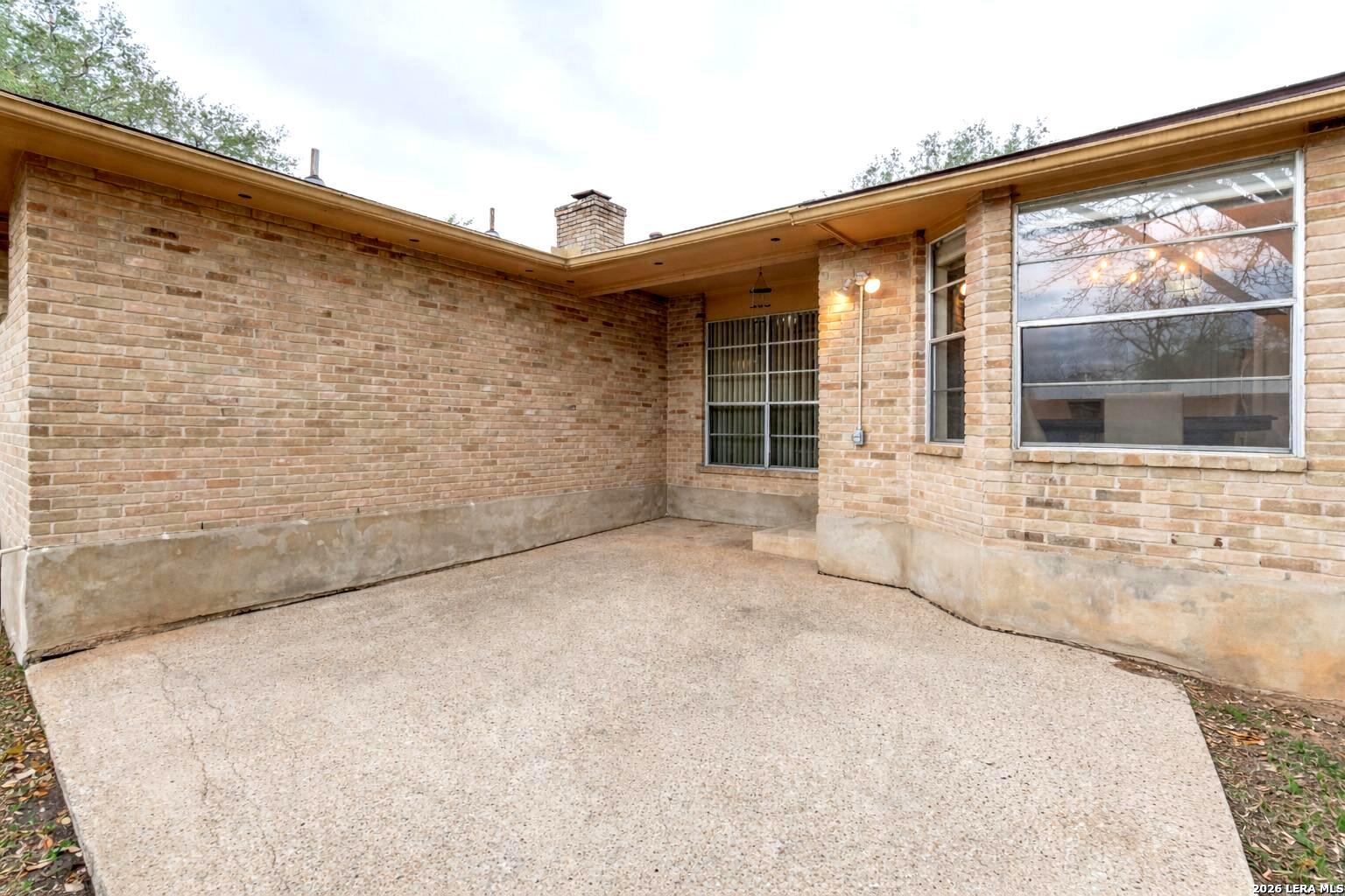 2011 Broken Oak San Antonio TX 78232