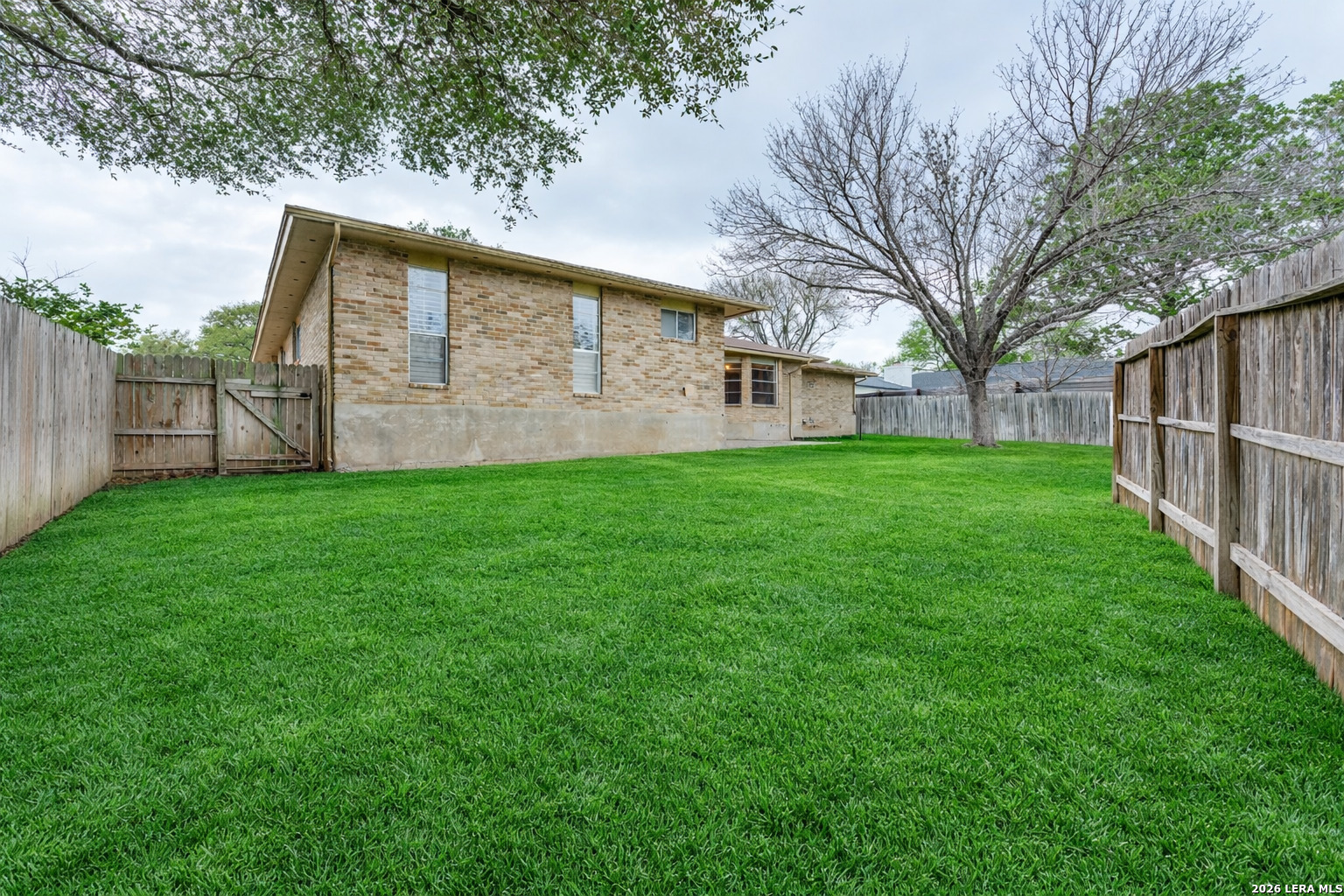 2011 Broken Oak San Antonio TX 78232
