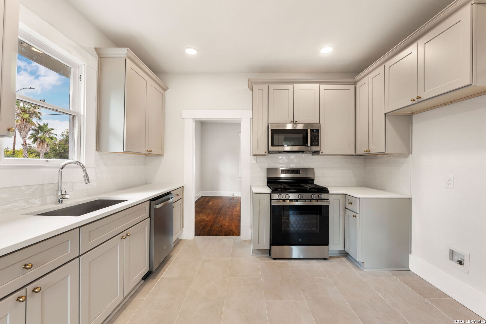 2302 Schley Avenue San Antonio TX 78210