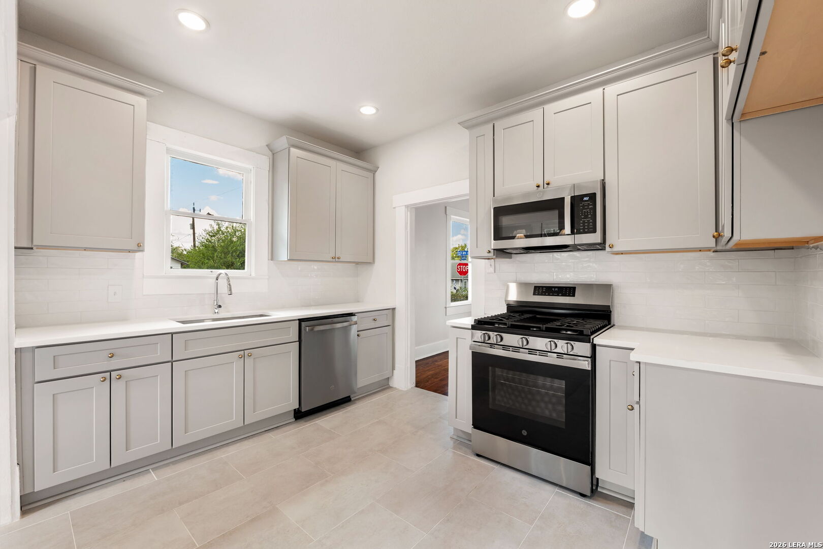 2302 Schley Avenue San Antonio TX 78210