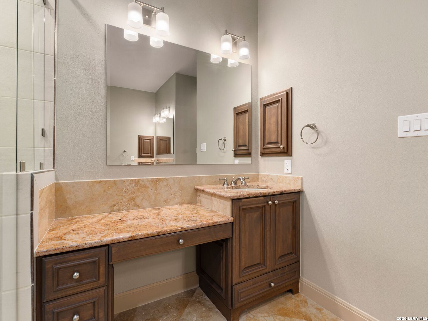 84 Westcourt Lane San Antonio TX 78257