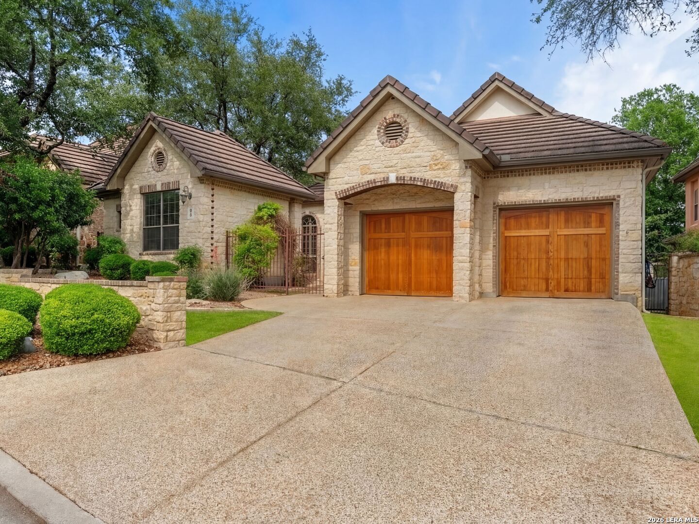 84 Westcourt Lane San Antonio TX 78257