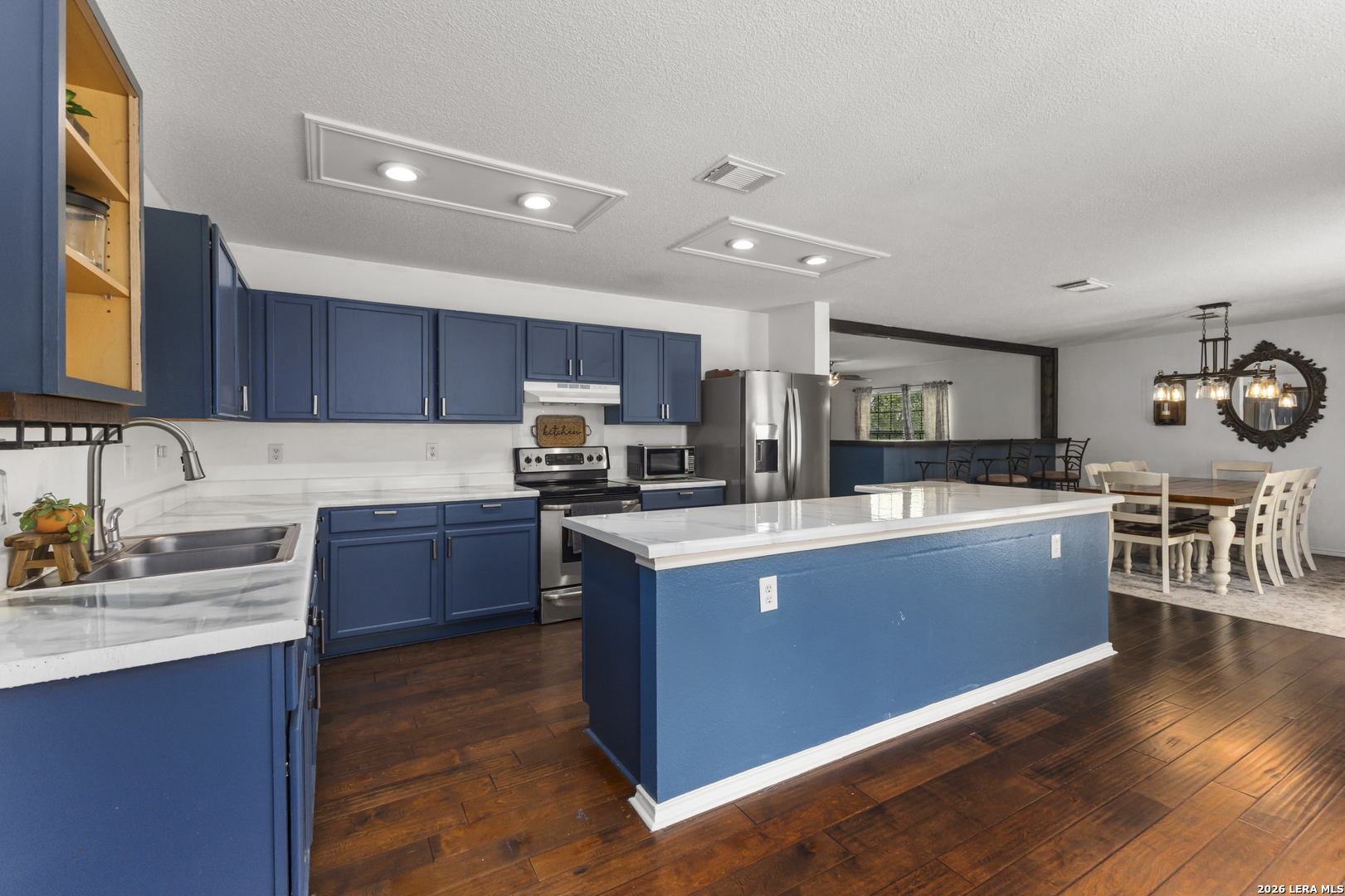 3406 Sunnydell Drive San Antonio TX 78253