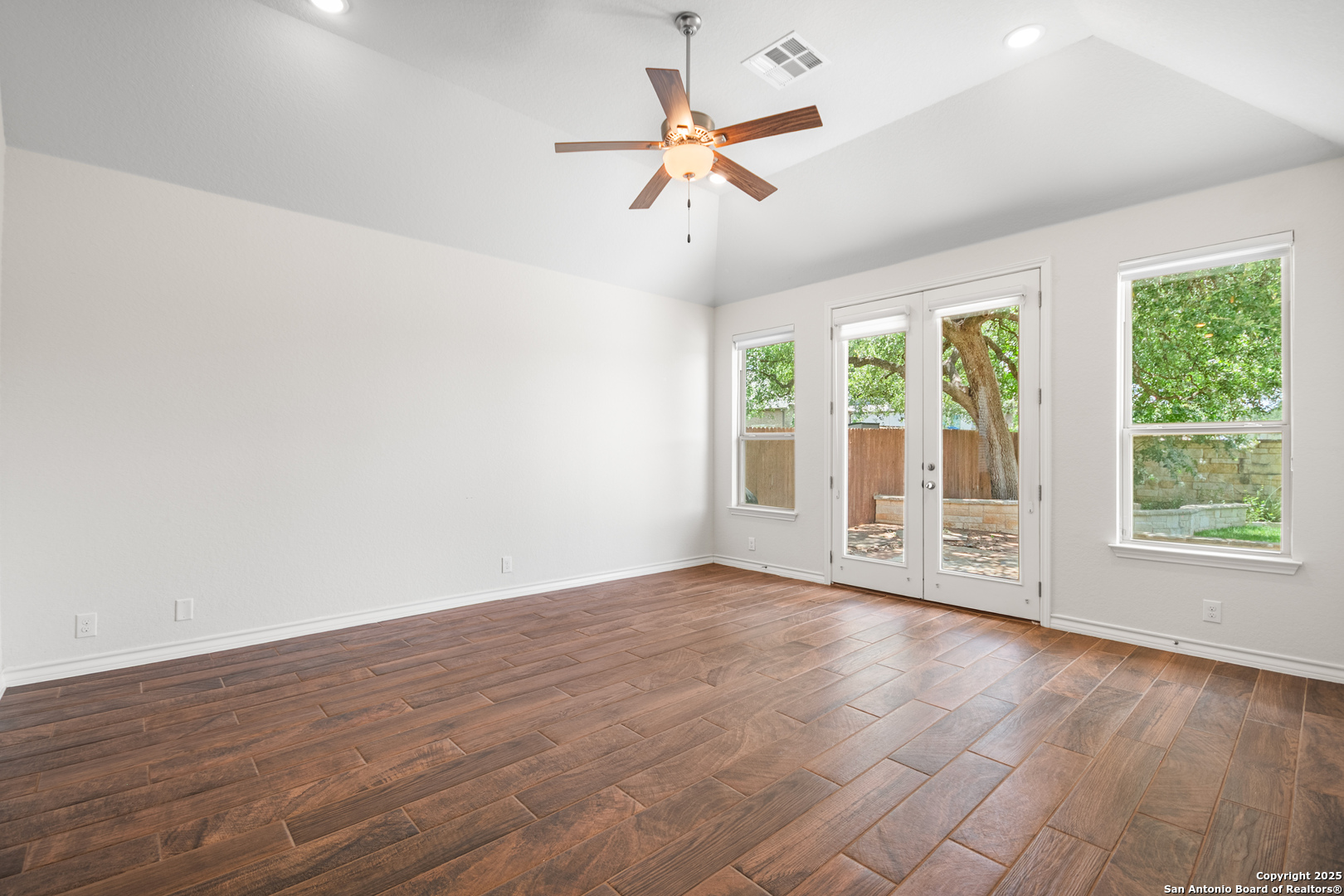 101 Boulder Creek Boerne TX 78006